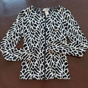 Papillon Blanc Black and White Textured Button Down Shirt